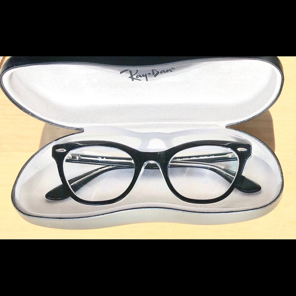 Ray Ban cat eye frames! Rare sold-out frames.